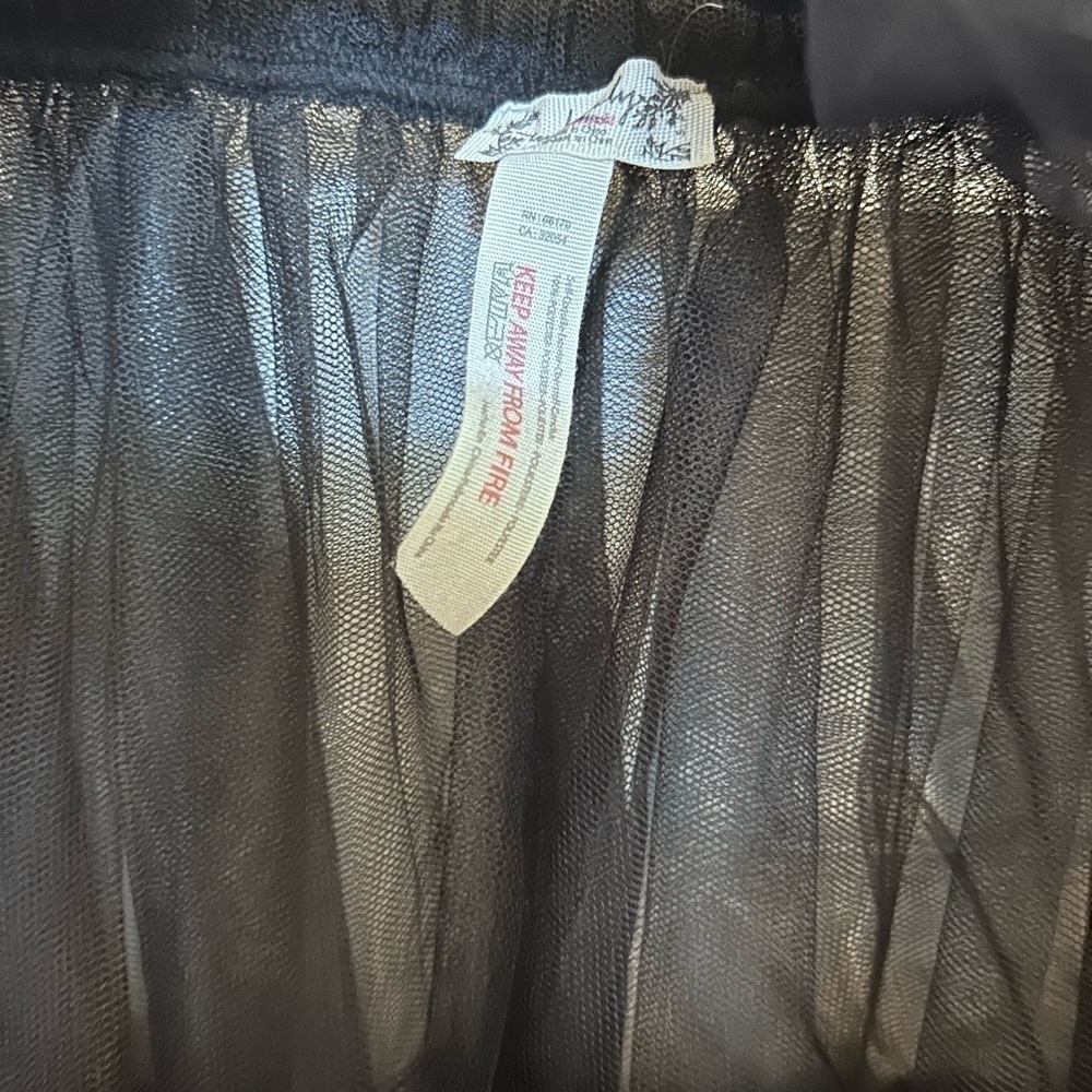 NWOT Free People, Carrie Tulle Half Slip, Small in Black - Picture 6 of 6